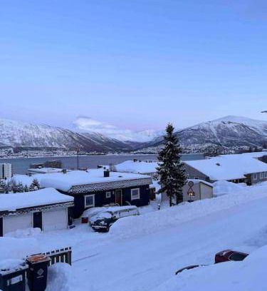 Tromso Apartment | 90 m² Apartment ∙ 3 bedrooms ∙ 7 guests