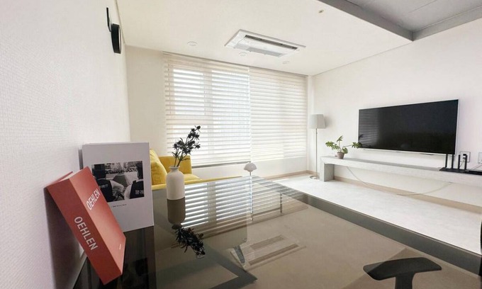 Yeoksam Apartment | 90 m² Apartment ∙ 3 bedrooms ∙ 8 guests