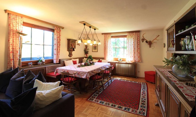 Bad Kleinkirchheim Cabin | 90 m² Cabin ∙ 4 bedrooms ∙ 8 guests