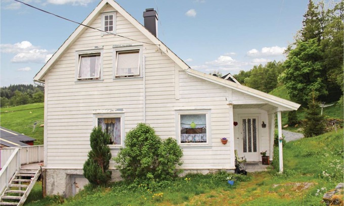 Fjaler House | 90 m² Farmhouse ∙ 3 bedrooms ∙ 5 guests