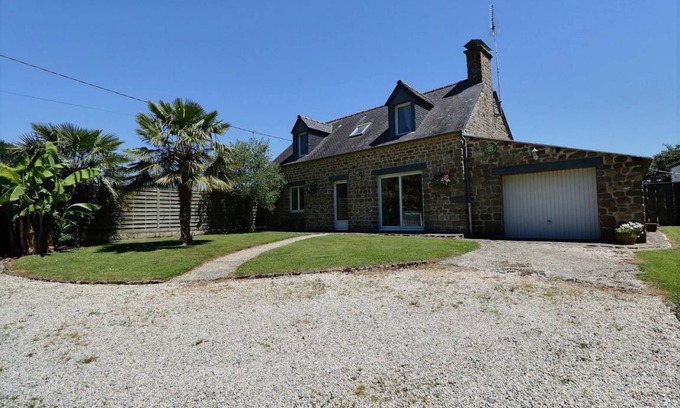 Les Portes du Coglais House | 90 m² Gîte ∙ 2 bedrooms ∙ 5 guests