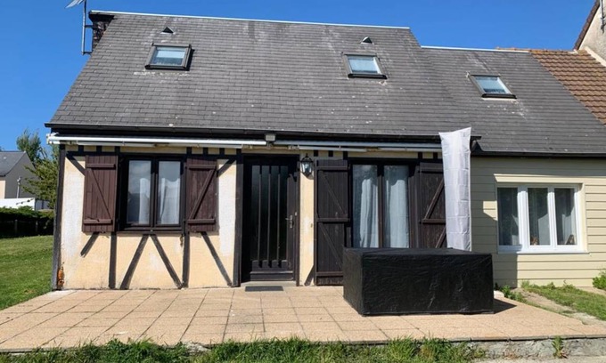 Hermanville-sur-Mer House | 90 m² House ∙ 2 bedrooms ∙ 6 guests