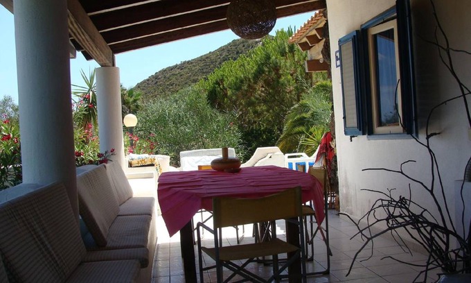Vulcanello House | 90 m² House ∙ 2 bedrooms ∙ 4 guests