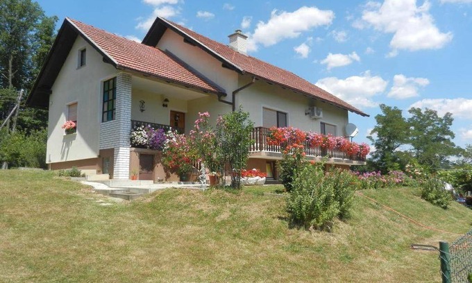 Sveti Tomaz House | 90 m² House ∙ 2 bedrooms ∙ 5 guests