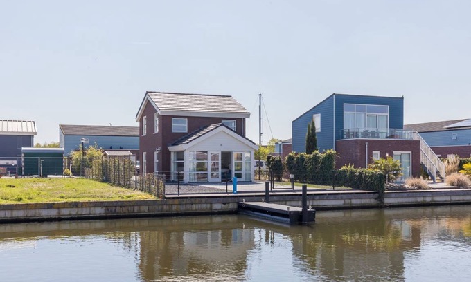 Oude-Tonge House | 90 m² House ∙ 3 bedrooms ∙ 6 guests