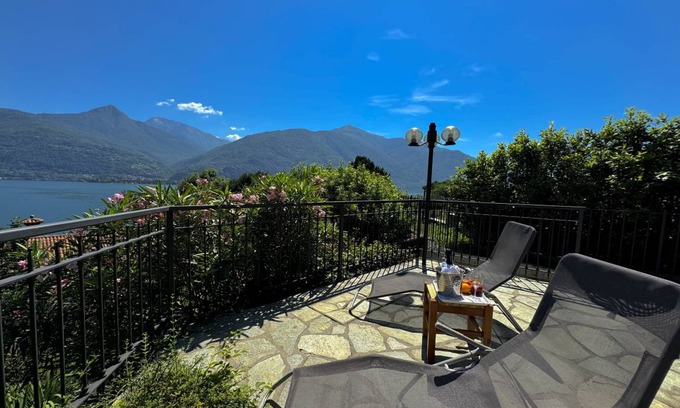 Santa Maria - Rezzonico House | 90 m² House ∙ 2 bedrooms ∙ 6 guests