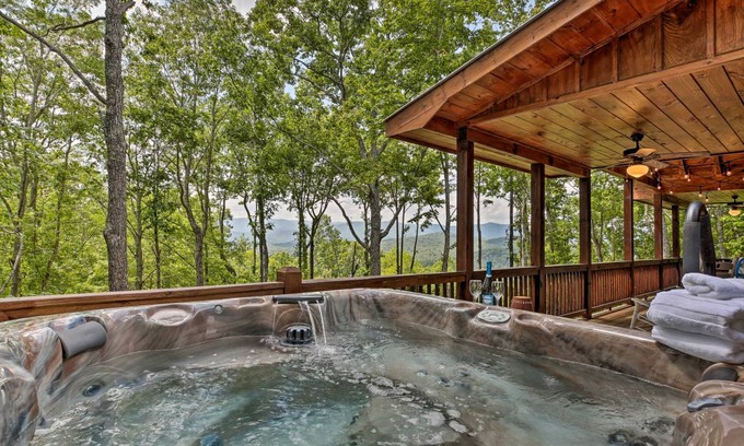 Cherry Log House | 91 m² House ∙ 2 bedrooms ∙ 6 guests