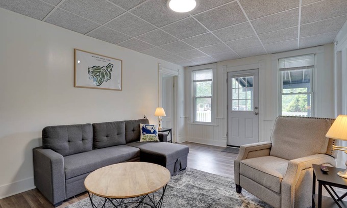 East Syracuse Apartment | 92 m² Apartment ∙ 2 bedrooms ∙ 6 guests