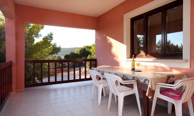 Zavalatica Apartment | 92 m² Apartment ∙ 3 bedrooms ∙ 6 guests