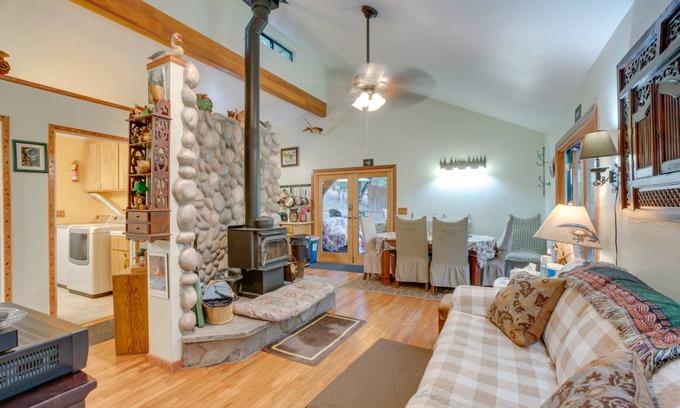 Placerville House | 92 m² House ∙ 2 bedrooms ∙ 4 guests