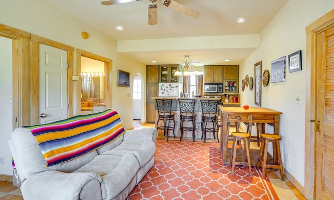 Terlingua House | 92 m² House ∙ 2 bedrooms ∙ 6 guests
