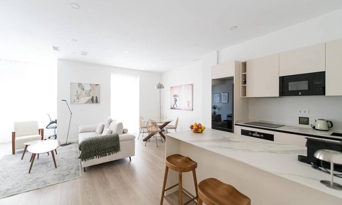 La Gran Via Apartment | 94 m² Apartment ∙ 2 bedrooms ∙ 4 guests