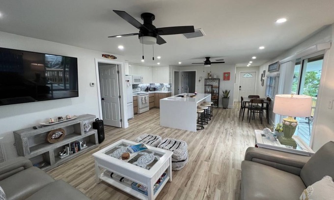 Port Pine Heights House | 94 m² House ∙ 3 bedrooms ∙ 7 guests