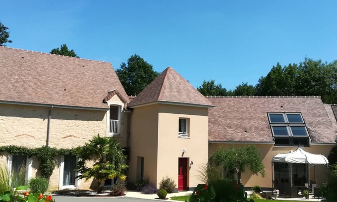 Coulans-sur-Gee Cottage | 95 m² Cabin ∙ 4 bedrooms ∙ 8 guests