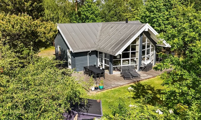 Grena Strand House | 95 m² House ∙ 3 bedrooms ∙ 8 guests
