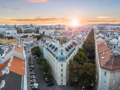 Stuwerviertel Apartment | 95 m² Serviced apartment ∙ 3 bedrooms ∙ 8 guests