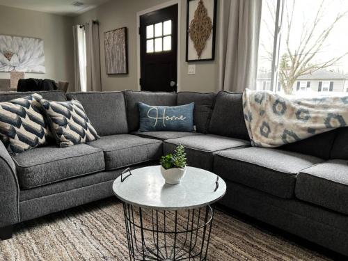 Mason House | 956 Olympia Drive Brand New Mason Home with Luxurious Finishes