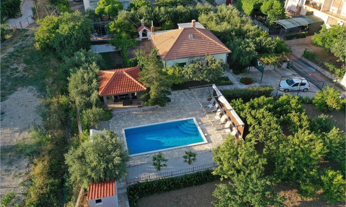 Kastel Kambelovac House | 97 m² House ∙ 3 bedrooms ∙ 8 guests