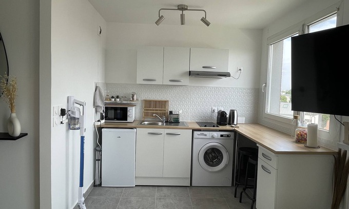 Orly Apartment | A 10min de L'aéroport D'orly, Appartement Cosy et Lumineux