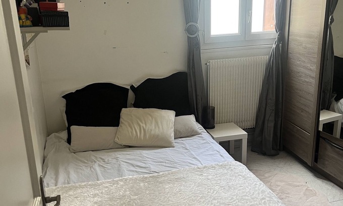 Chemin de l'Ile Apartment | A 15 Minutes de Paris ! Appartement au RDC D'une Maison de Ville