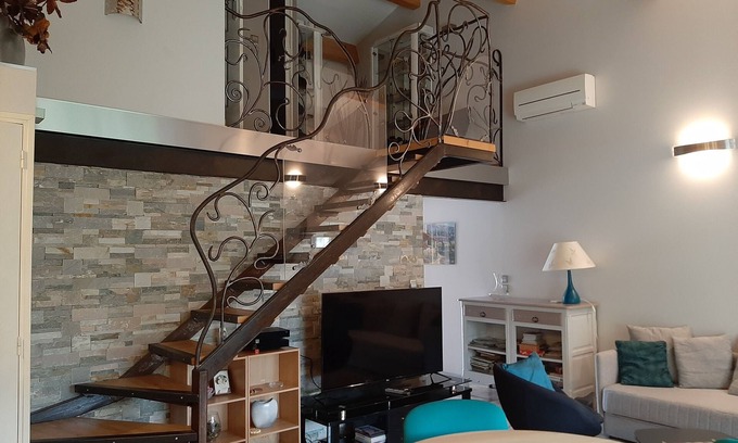 Auriol Bed & Breakfast | A 20 mn de Cassis, 30 mn D'aix en Provence et de Marseille, Gîte les Lavandes