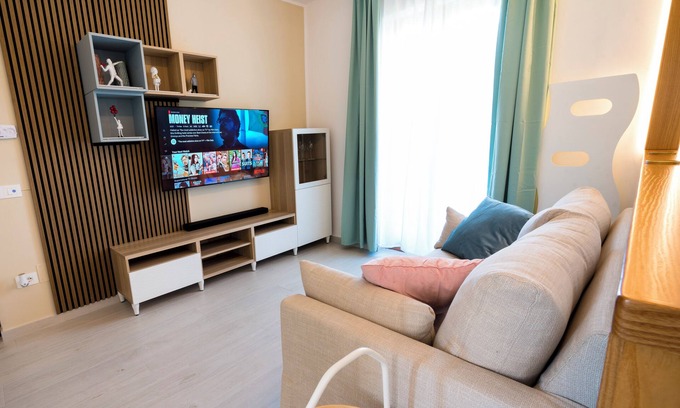 Salerno Apartment | A 5 Minuti dal Mare in Zona Ricca di Servizi, Appartamento Appena Ristrutturato