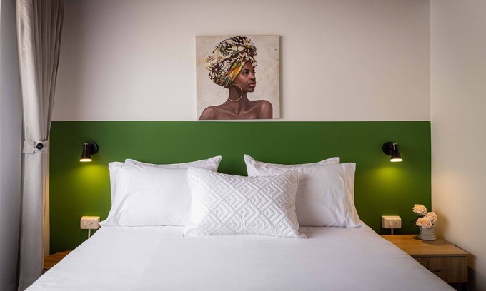 Fontibon House | A 8 min del Aeropuerto! Casa Amplia con Parqueadero y Zona de Relax