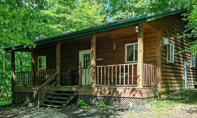 Laurelville Cabin | A Beary Cozy Cabin in Hocking Hills