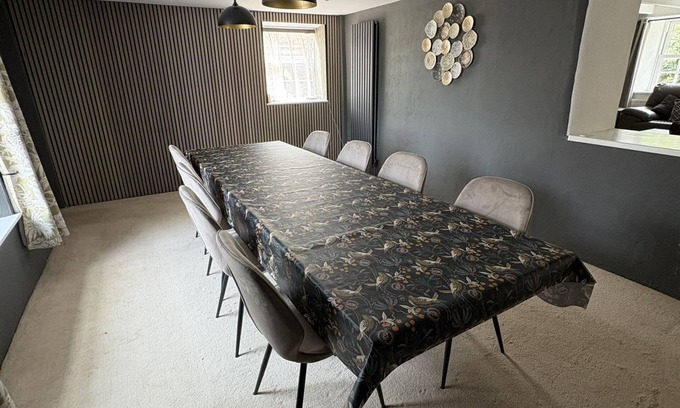 Newquay Cottage | A beautiful spacious property that sleeps 8 and welcomes dogs