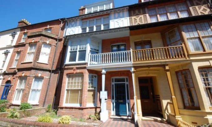 Cromer House | A Beautifully Restored Four Storey Victorian Terrace House