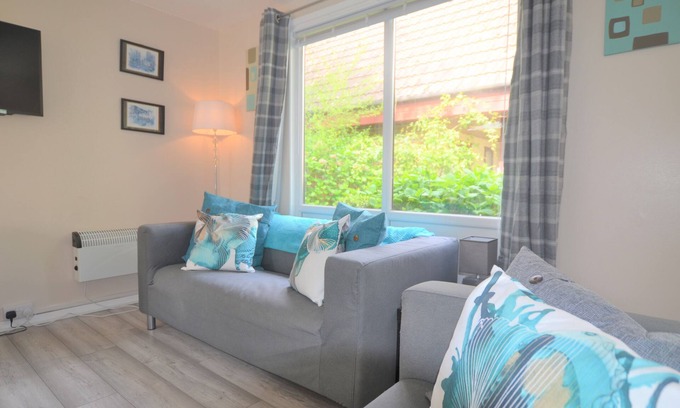 Saint Erth Praze Apartment | A bijou holiday bolthole that nestles within the grounds of Tolroy Manor