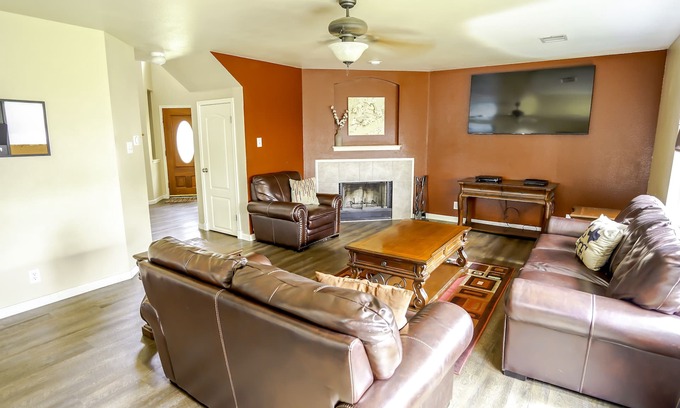 San Antonio House | A Bit of Country, All the Perks of the City