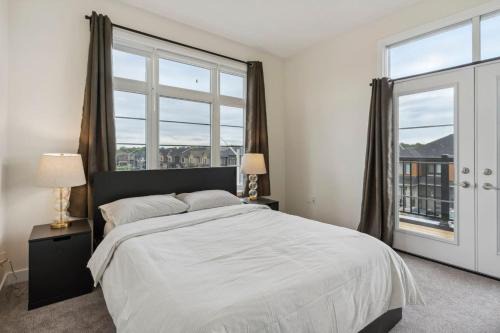 Thorold House | A Brand New 4BR Townhouse in Thorold Retreat