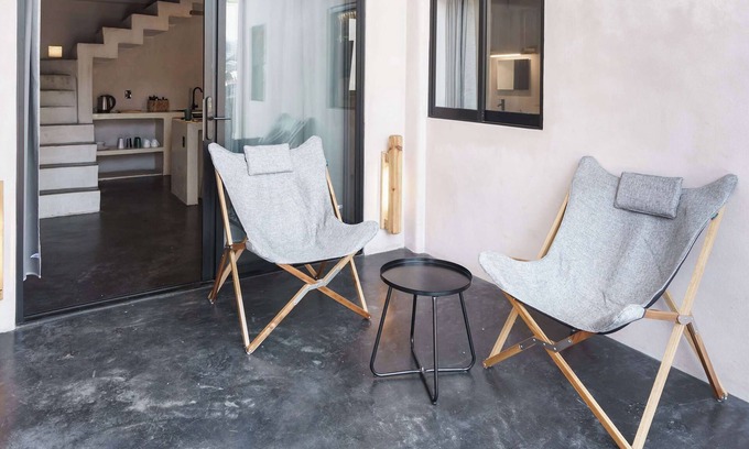 Santa Maria Apartment | A/C in Bed | Pool Access | Cleaned Daily | 55"Inch S/TV