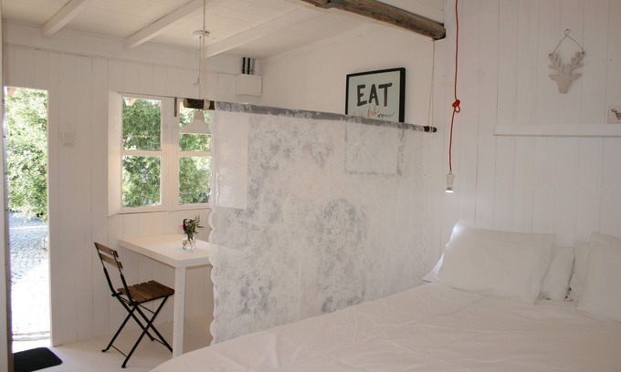 Praia da Luz Cabin | A CABANA III - Cozy - Cute - Comfy -.