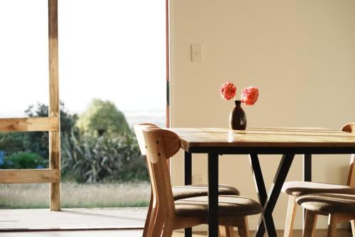 Dyerville House | A cabin with a big view, comfort and tranquility, close to vines
