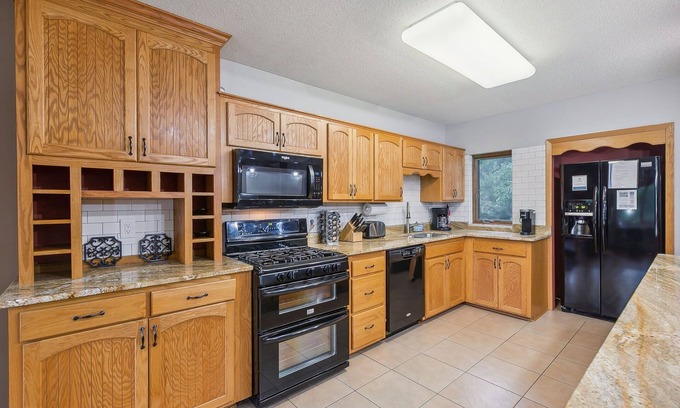 Lake Elmo House | A charming 3-bedroom home, in a peaceful rural location setting