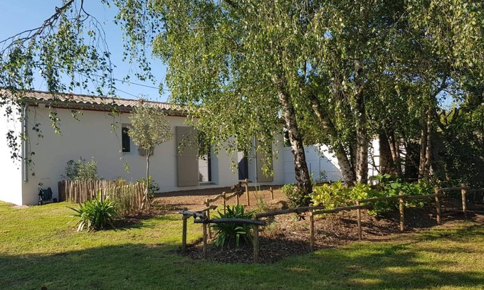 Angles House | A charming country house for a quiet vacation