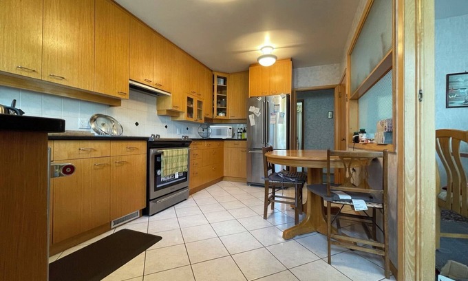 Fort Gary House | A charming house-5 mins walk to UoM and Blue Bomber Stadium