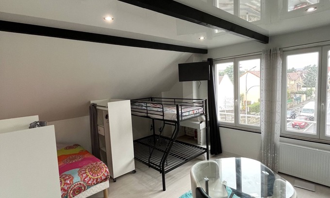Poissy House | A Complete House Furnished near PARIS - 20 p.