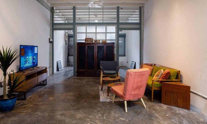Downtown George Town House | A Cozy 1890s Heritage House at Kimberley Street
