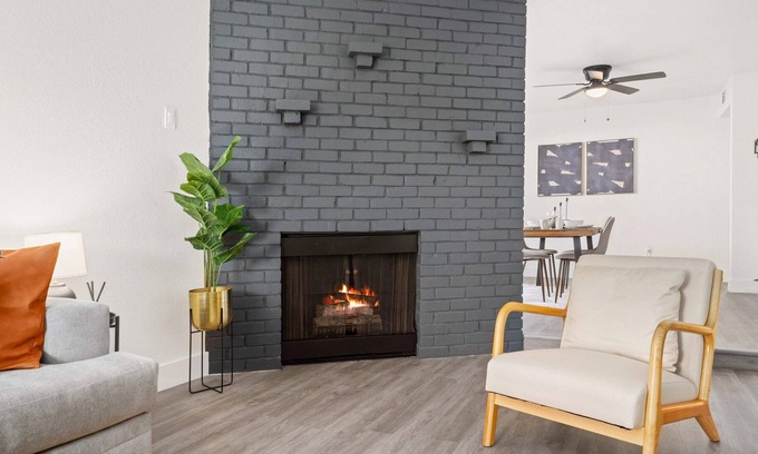 Citrus Heights House | A Cozy Haven in the Heart of Sacramento, King Bed