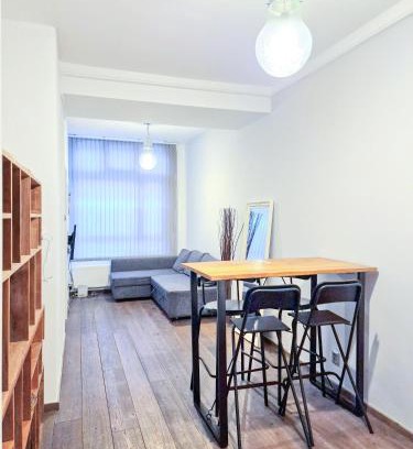Spaarndammer en Zeeheldenbuurt Apartment | A cozy place in Amsterdam