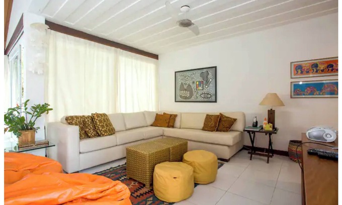 Buzios House | A delight close to the beach and the center