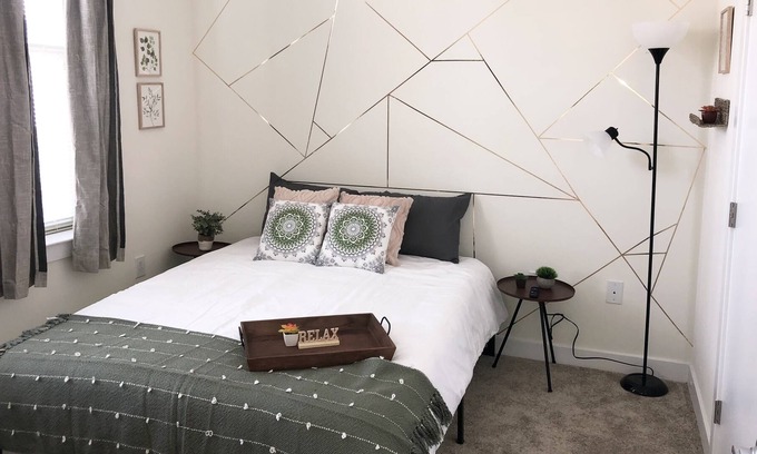 Fells Point Apartment | A Fells Point Dream! Location! Location! Location! Modern & Cozy Escape!
