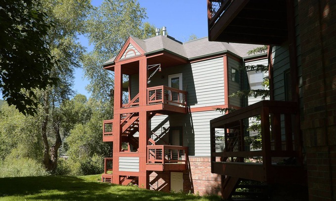 Basalt Condo | A Flyfisher's Dream!