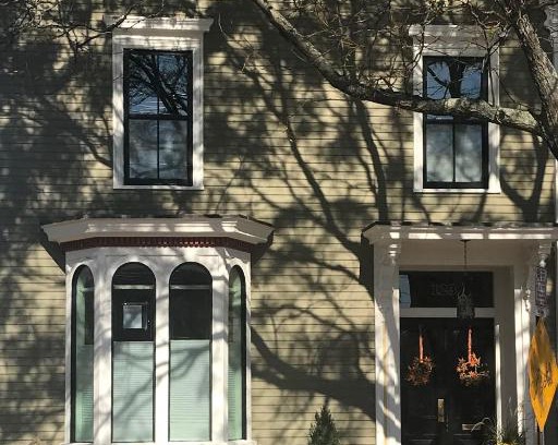 East Bayside Apartment | A Foodies Delight and Cumberland Charm