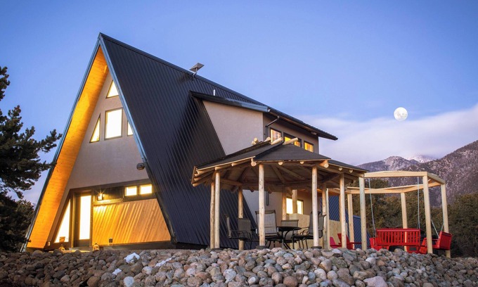 Baca Grande Cabin | A-Frame, HotTub, FirePit, Pergola, UFO Playscape, MiniAFrame ADU