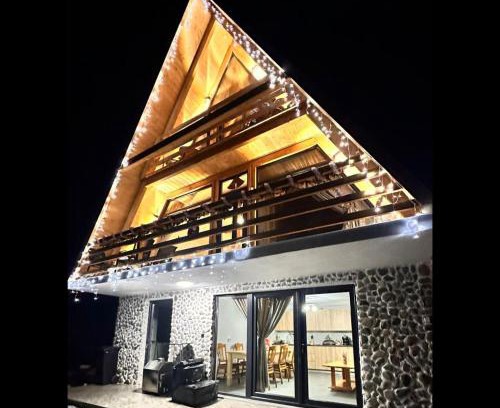 Bistra Cabin | A Frame Panoramic Dundy