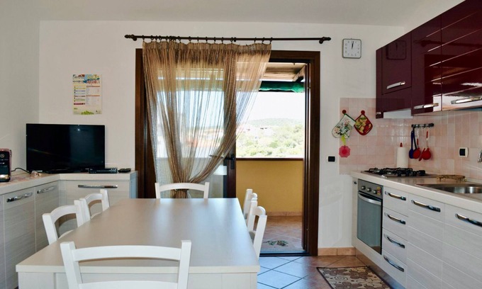 Golfo Aranci Apartment | ✨A glimpse of the sea ✨An apartment within walking distance of the sea.